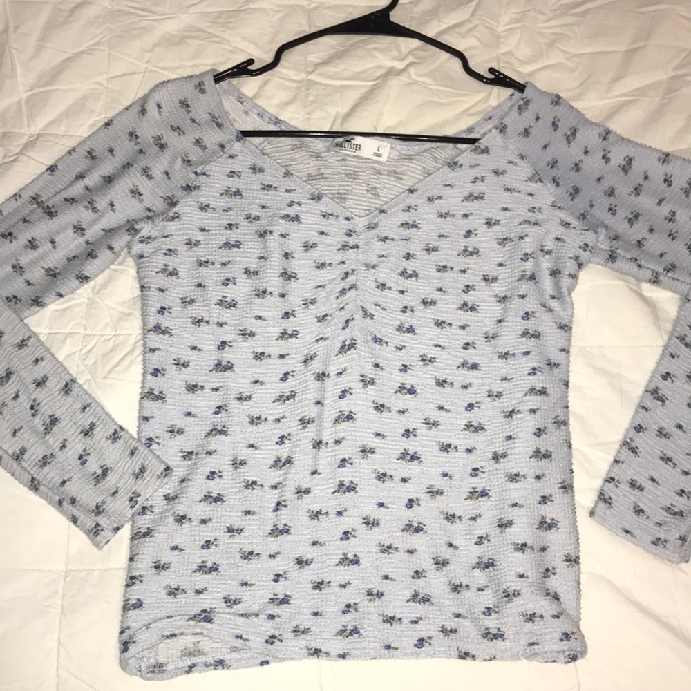 Holister long sleeve floral shirt